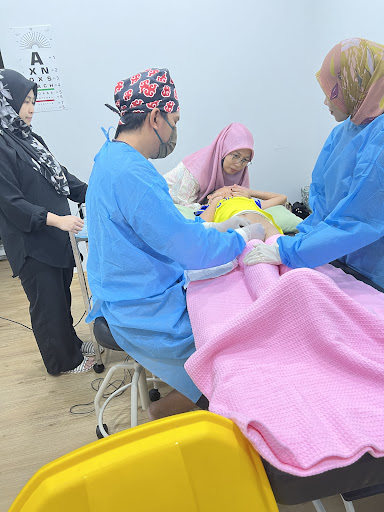 Poliklinik Amalmedik Shah Alam (Sakit Sendi Lutut, kaki Bahu, Sunat Kanak2, Sunat Dewasa, Sakit Telinga, etc)