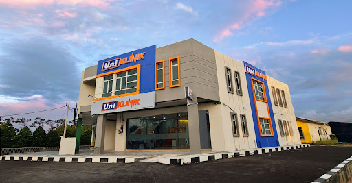 U.n.i Klinik Pulau Gadong